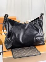 CarryAll Vibe MM LV Vibe - Handbags |
LOUIS VUITTON