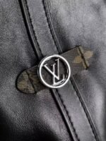 CarryAll Vibe MM LV Vibe - Handbags |
LOUIS VUITTON