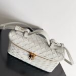BOTTEGA VENETA

Bang Bang vanity case