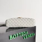 BOTTEGA VENETA

Bang Bang vanity case